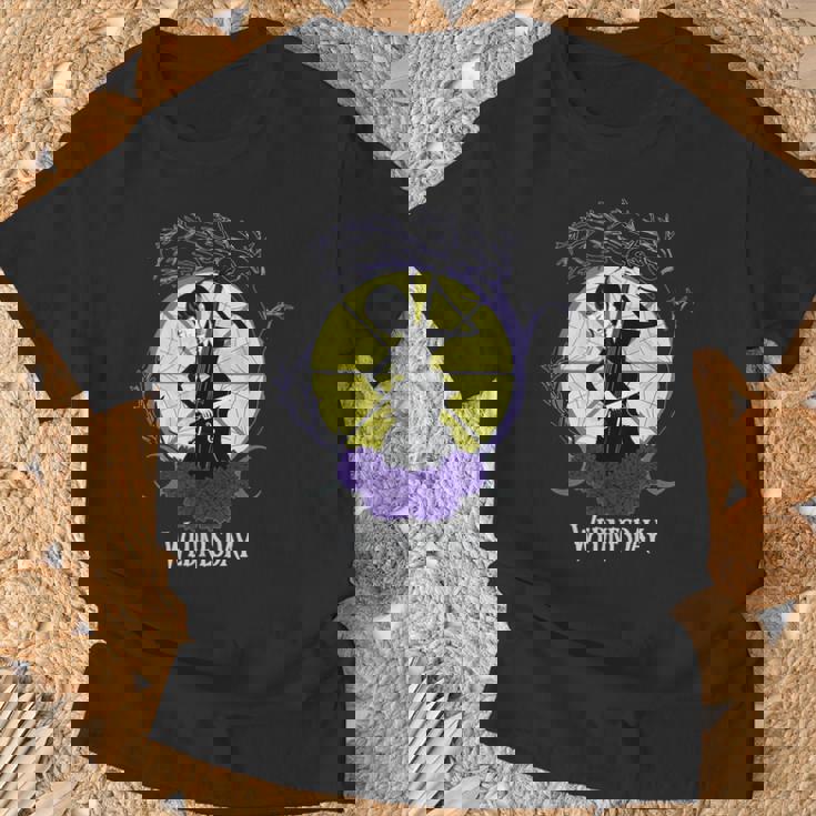 水曜シリーズ 水曜 ガラス窓付きチェロ演奏 Tシャツ 高齢者への贈り物