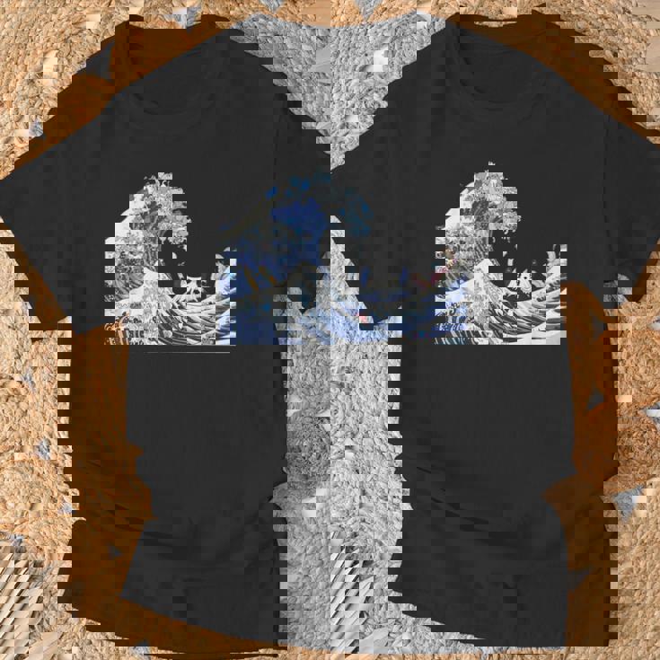 猫がサーフィンをする神奈川の大波 面白い猫の波 かわいい猫、猫好き、かわいい猫 Tシャツ 高齢者への贈り物