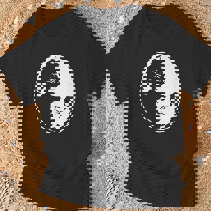 猫の陰陽相互接続 Tシャツ 高齢者への贈り物