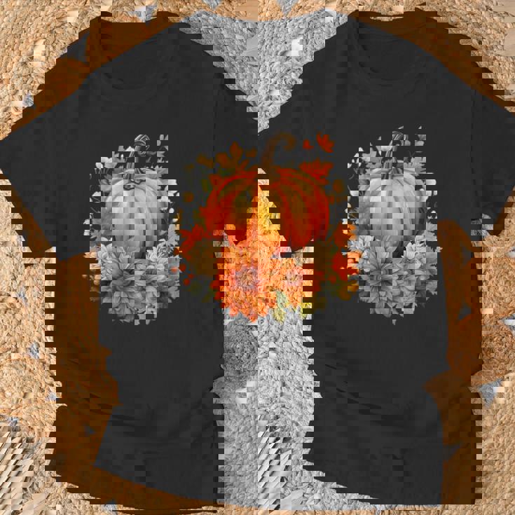 秋の花とカボチャ Tシャツ 高齢者への贈り物