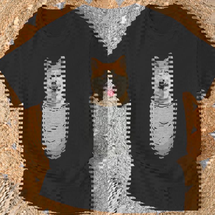 秋田犬健日本人胸ポケット犬オーナー Tシャツ 高齢者への贈り物