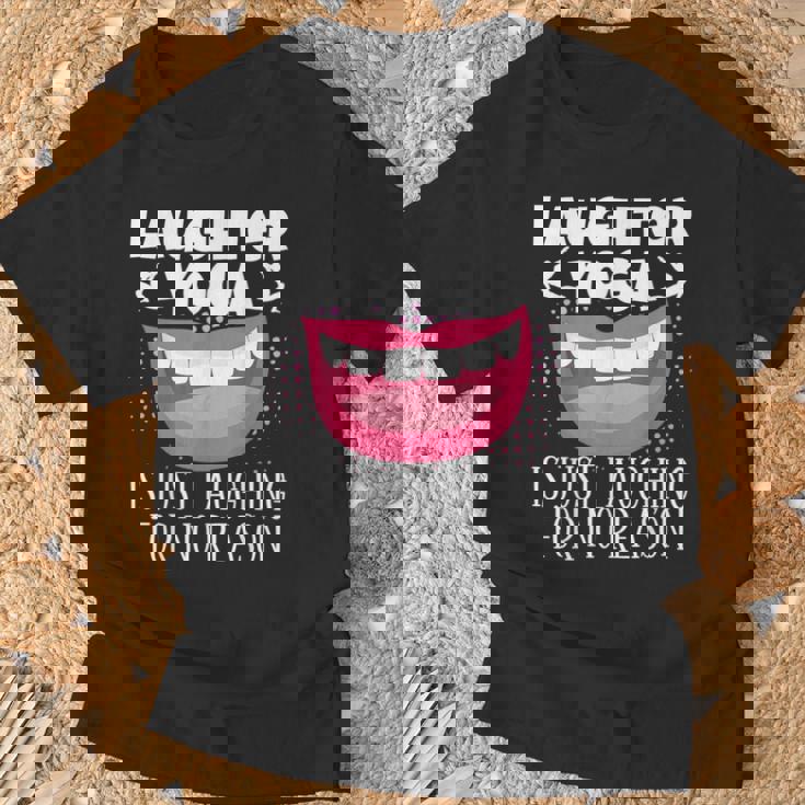 笑いヨガは理由もなくただ笑うだけの瞑想 Tシャツ 高齢者への贈り物