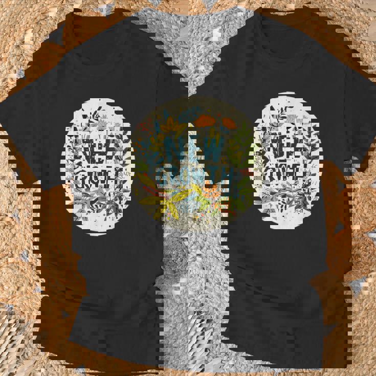 素敵な黄色い花と春の植物のための新しい成長スピーチ Tシャツ 高齢者への贈り物