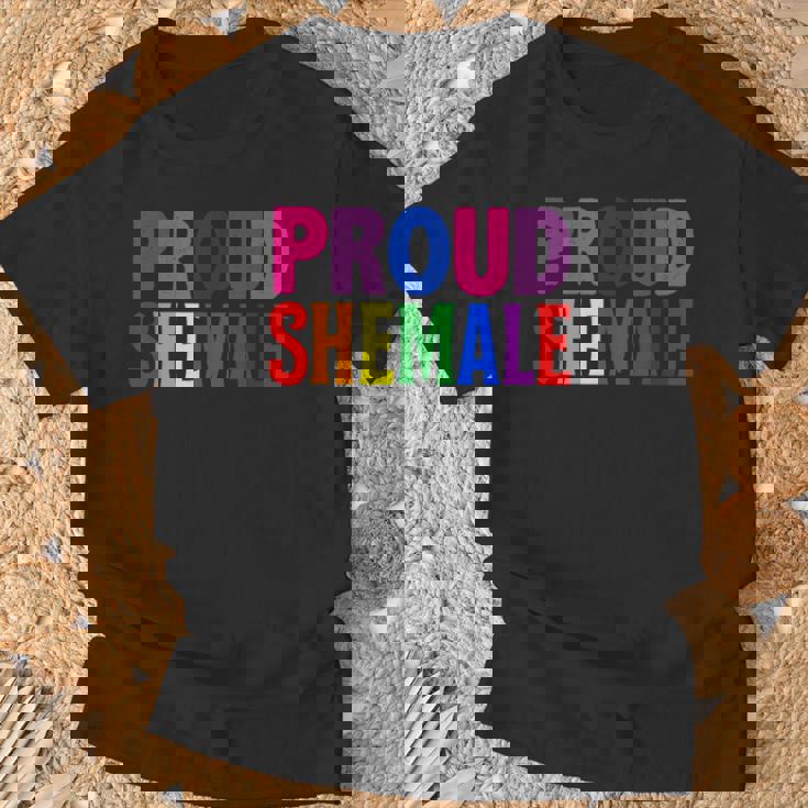 誇り高きシーメール レディーボーイ Lgbtq プライド Tシャツ 高齢者への贈り物