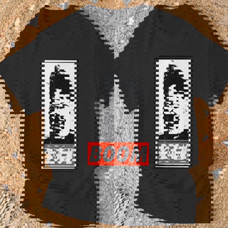 金正恩ブーム Tシャツ 高齢者への贈り物