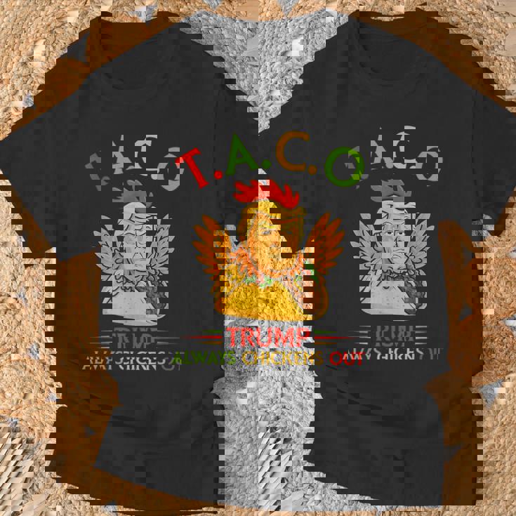 面白い トランプ タコス トランプ Always Chickens Out Tシャツ 高齢者への贈り物