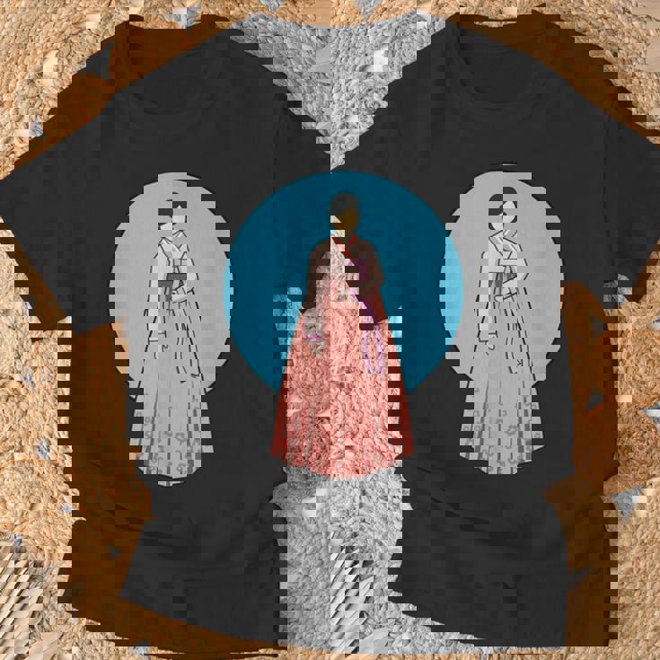 韓国伝統韓服を着た韓国の美少女 Tシャツ 高齢者への贈り物