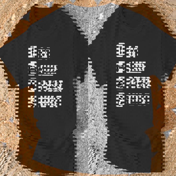 食べる 睡眠 ポーカー リピート トランプ ゲーム ホールデム Tシャツ 高齢者への贈り物