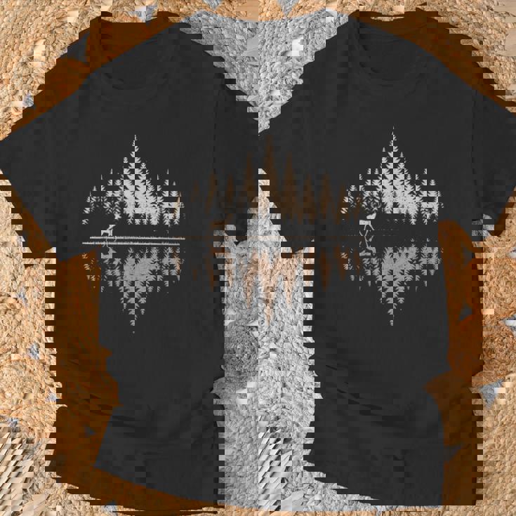 鹿、野生動物・アウトドア、森林・樹木の反射、鹿 Tシャツ 高齢者への贈り物