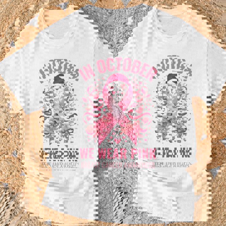 10月にはピンクリボンデザインの乳がんウォークを着用 Tシャツ 高齢者への贈り物