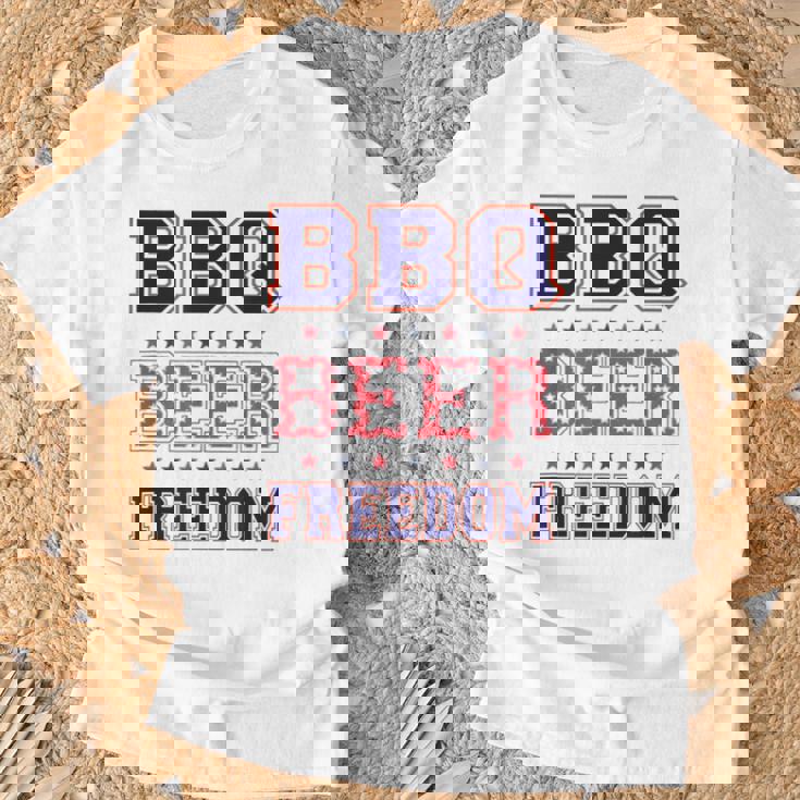Bbq Beer Freedom Tシャツ 高齢者への贈り物