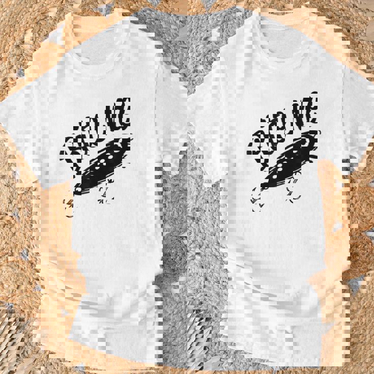 Bite Me 面白いフィッシャーマンフィッシングルアー Tシャツ 高齢者への贈り物