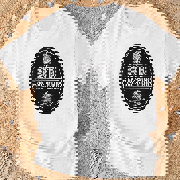 Burtonバートン ファミリーリユニオン 私たちのルーツは強い木 Tシャツ 高齢者への贈り物