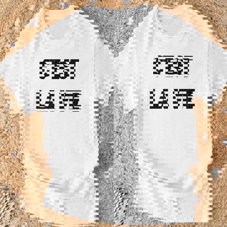 C'est Laie フランス語格言グラフィックデザイン Tシャツ 高齢者への贈り物