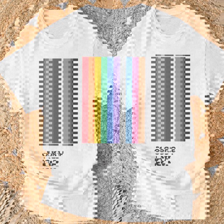 Colors Of Love Lgbt Flag Pride Month トランスジェンダー レインボーtシャツ Tシャツ 高齢者への贈り物