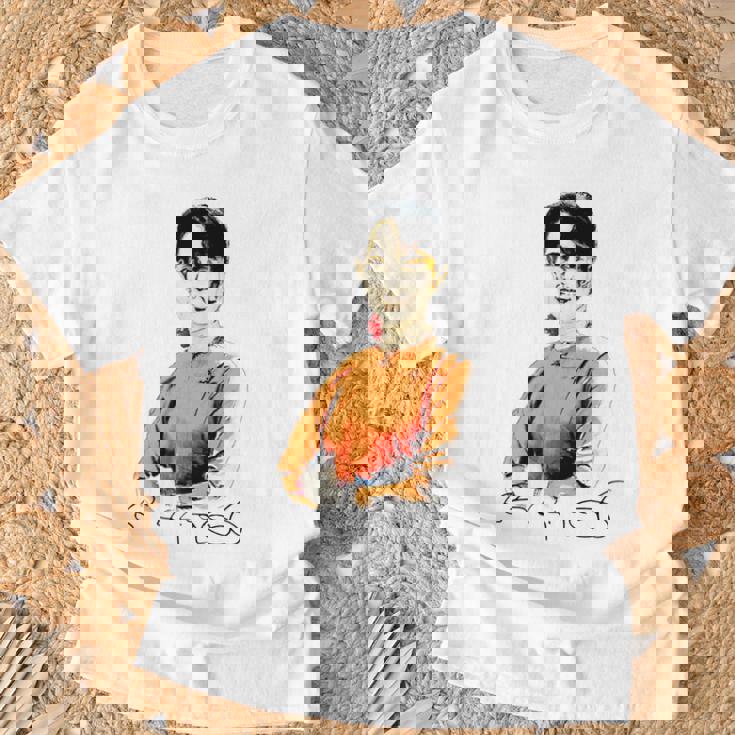 Daw Aunganuu Kyi-Signature 長袖tシャツ Tシャツ 高齢者への贈り物