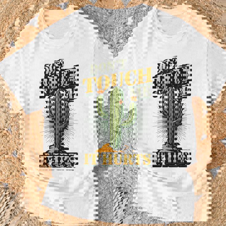 Don't Touch Me It Hurts – サボテンの反社会的ユーモア Tシャツ 高齢者への贈り物