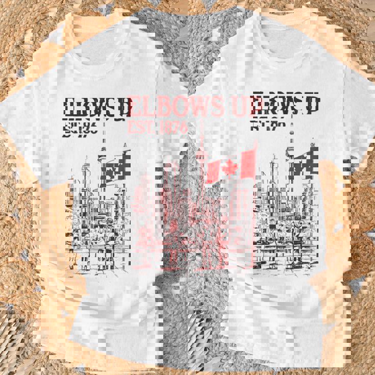Elbows Up Canada Est 1867 カナダ国旗 カナダ地図 カナダ Tシャツ 高齢者への贈り物