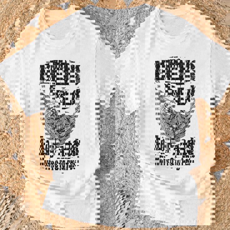 Physics ニュートンの第一法則体 安静時科学 Tシャツ 高齢者への贈り物