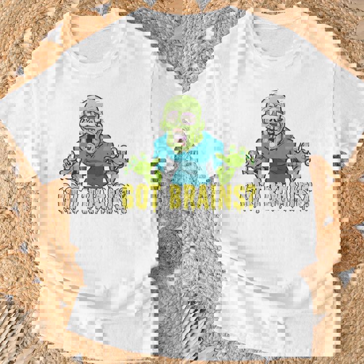 Got Brains Hungry Zombie ハロウィン 漫画 ゾンビ Tシャツ 高齢者への贈り物