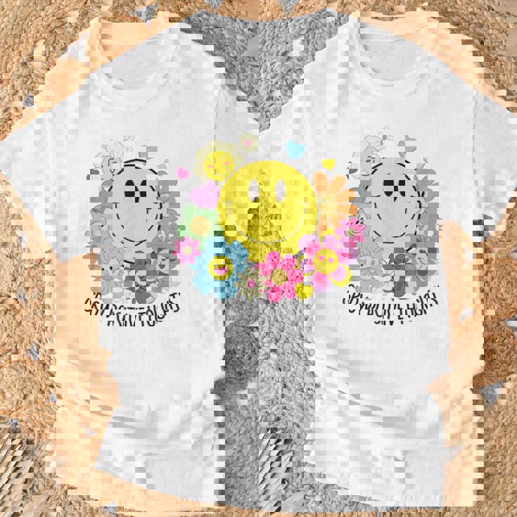 Grow Positive Thoughts イエロー スマイルフェイス 花 キッズ 女の子 Tシャツ 高齢者への贈り物
