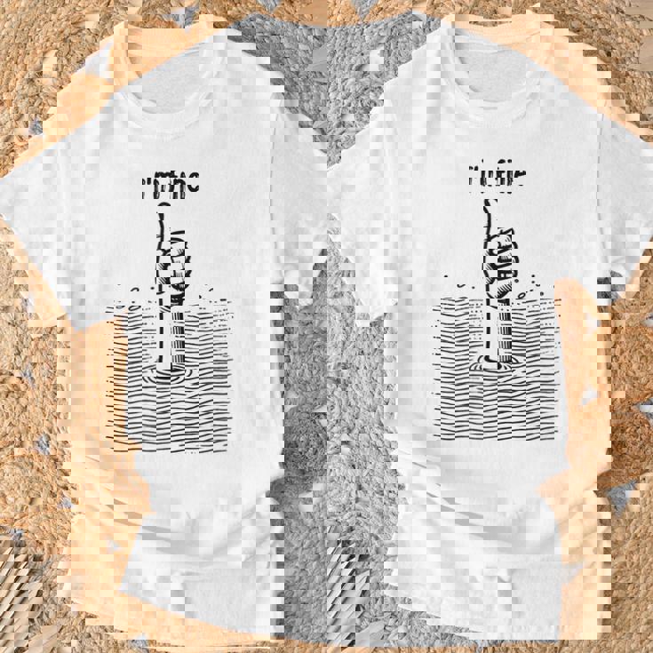 I'm Fine Thumbs Drowning Up メンズ レディース 皮肉なユーモア ジョーク Tシャツ 高齢者への贈り物