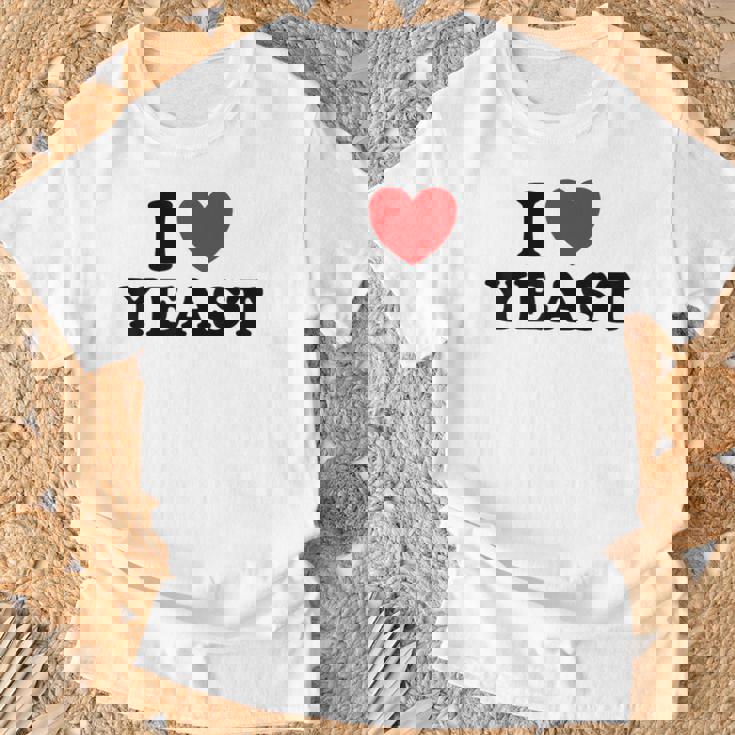 I Love Yeast 面白くてかわいい栄養パン屋フードヌーチファン Tシャツ 高齢者への贈り物