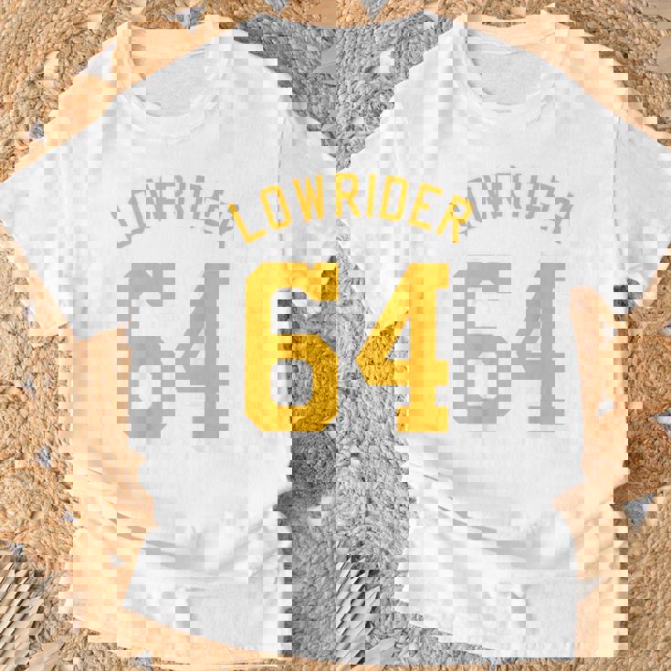 Lowrider 64 Jersey Number On The Back Classic Lowrider Car Tシャツ 高齢者への贈り物