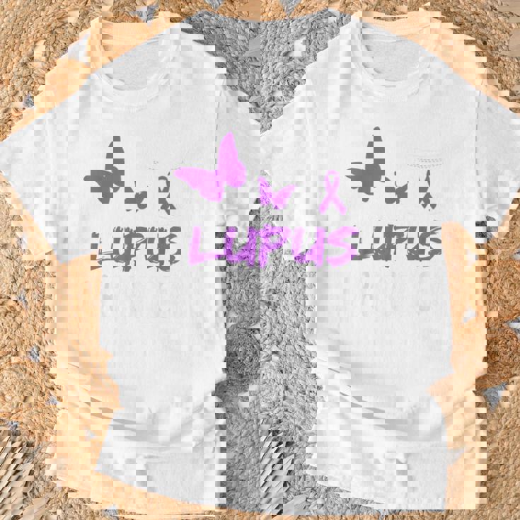 Lupus Warrior パープルバタフライ&リボン ポケット付き Tシャツ 高齢者への贈り物