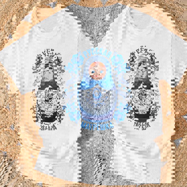 Matryoshka ロシア人形 Gzhelより Tシャツ 高齢者への贈り物