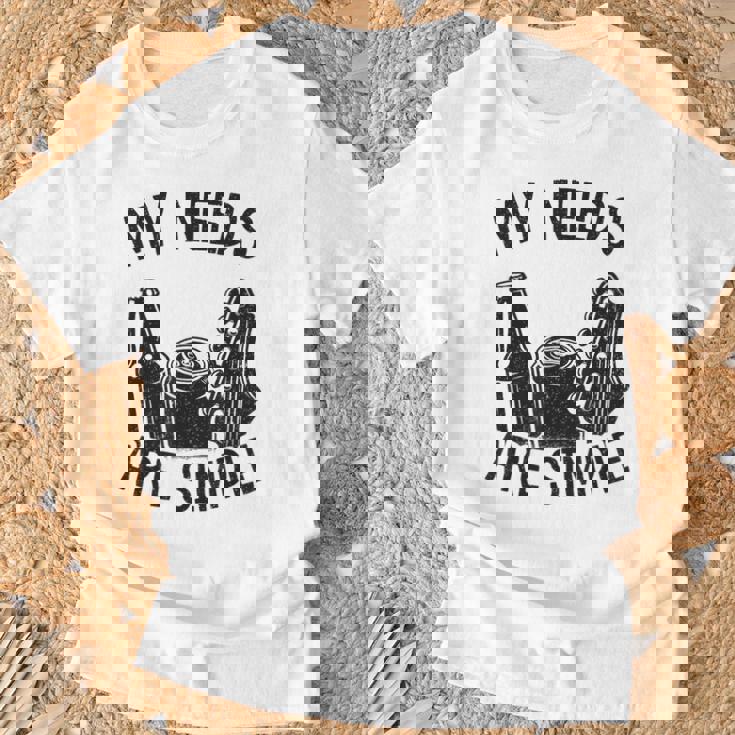My Needs Areimple Guitars ビール愛好家 ギタリストギター Tシャツ 高齢者への贈り物