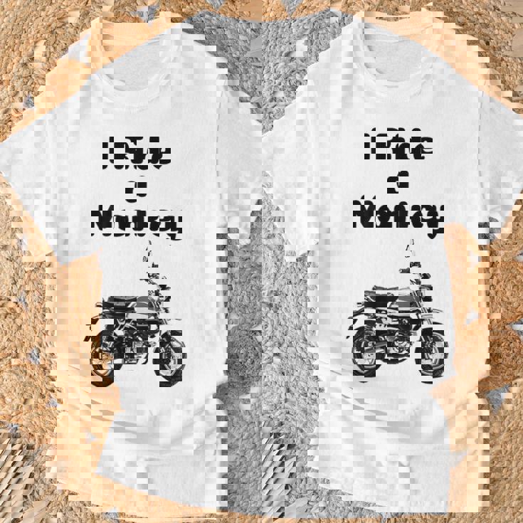 I Ride A Monkey オートバイ ミニバイクシャツ Tシャツ 高齢者への贈り物
