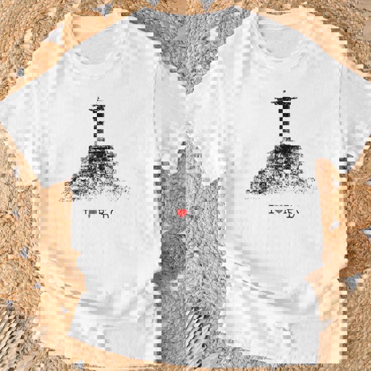 Rio De Janeiro リオデジャネイロのスカイライン イエスキリストの像 ブラジル 愛 Tシャツ 高齢者への贈り物