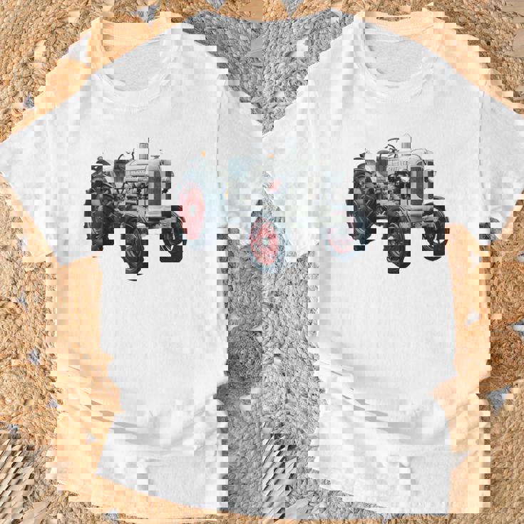 Schueller ヴィンテージ トラクター ドイツ レトロ Tシャツ 高齢者への贈り物