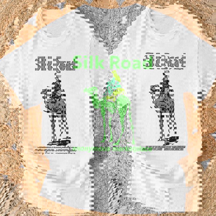 Silk Road 匿名マーケットプレイス キャメル ダークウェブ 暗号 Btc Tシャツ 高齢者への贈り物