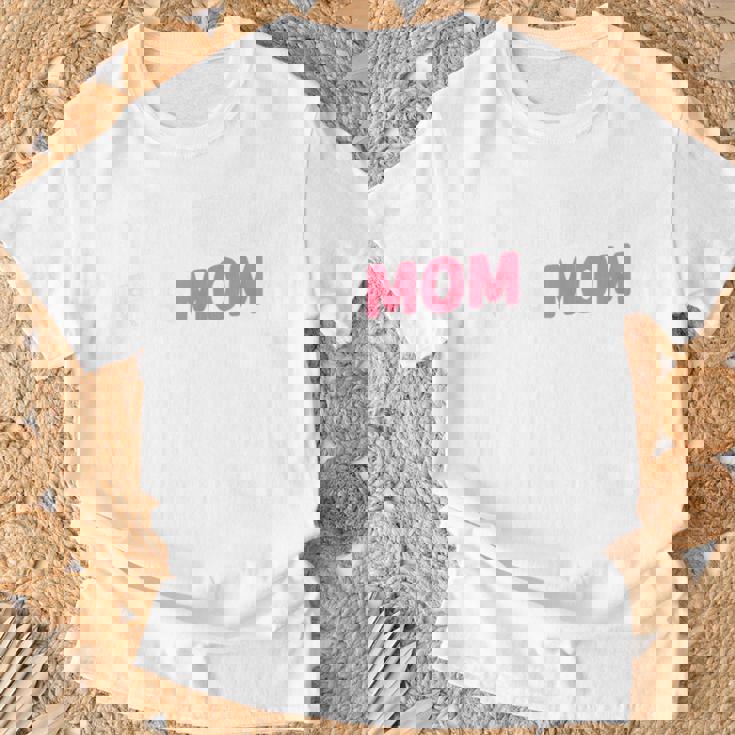 Yahtzee Player Mom T-Shirt Gifts for Old Men
