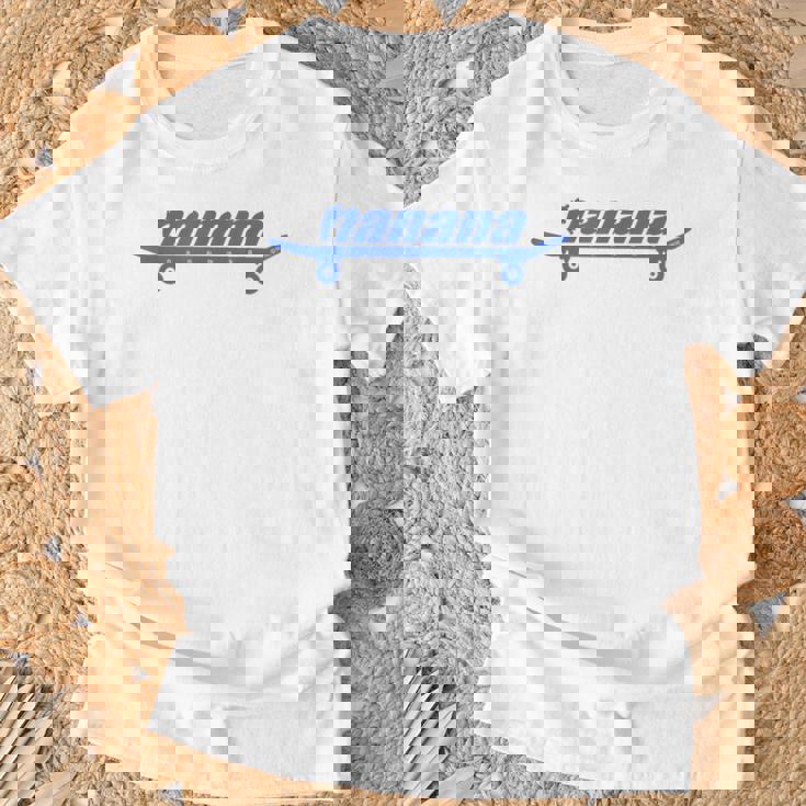 【テレビ東京公式】ナナナ スケートボード（ピンク） Tシャツ 高齢者への贈り物