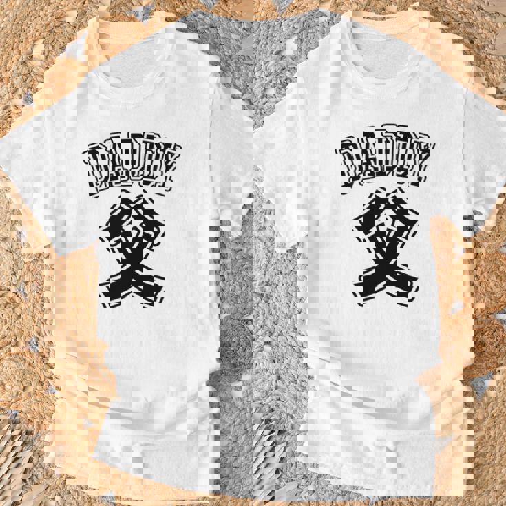 【バックプリント・背中側】お父さん Daddy 父親 パパ《チームユニフォーム風》父の日 面白い 長袖tシャツ Tシャツ 高齢者への贈り物