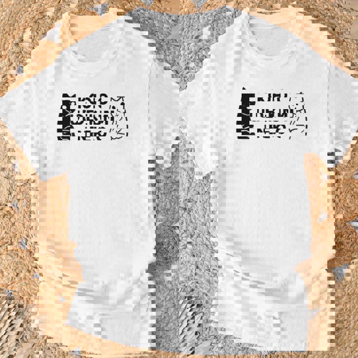 【後方腕組ネコ】猫 ネコ かわいい おもしろ 面白い 推し ヲタ オリジナル Tシャツ 高齢者への贈り物