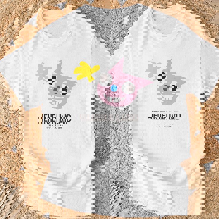 【映画】クレヨンしんちゃん ヘンダーくん ワンポイント Tシャツ 高齢者への贈り物