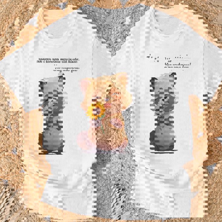 ありがとうのタヌキ ひまわりver 父の日 アニマルグラフィック 感謝 たぬき 花と狸 Tシャツ 高齢者への贈り物