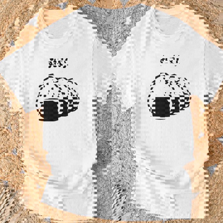 おにぎり パン オニギリ 間違い おもしろtシャツ 面白いtシャツ おもしろ メンズ 半袖 Tシャツ 高齢者への贈り物