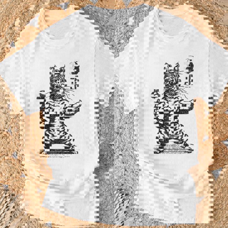 かわいい猫 太極拳 武道 陰陽 Tシャツ 高齢者への贈り物