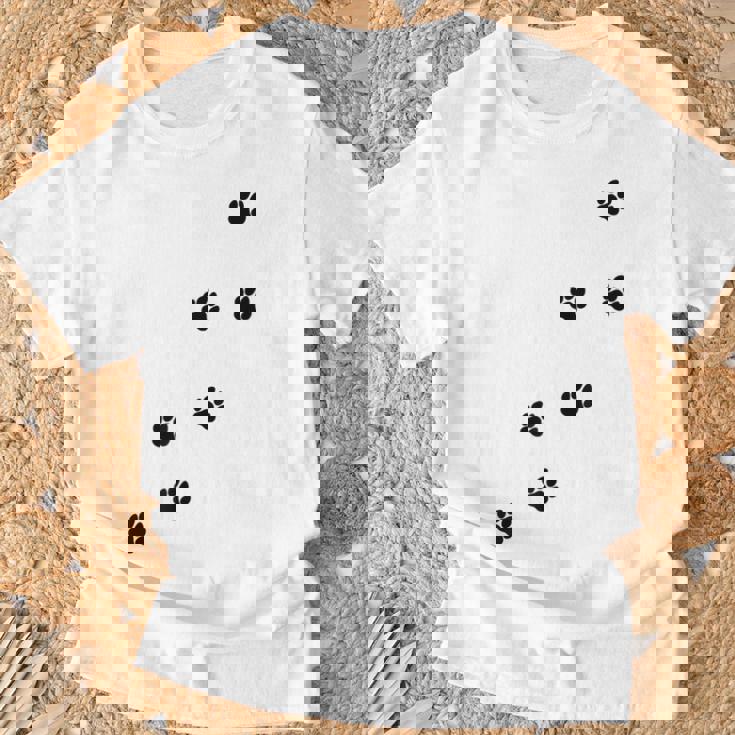 かわいい面白い猫の足跡 Tシャツ 高齢者への贈り物