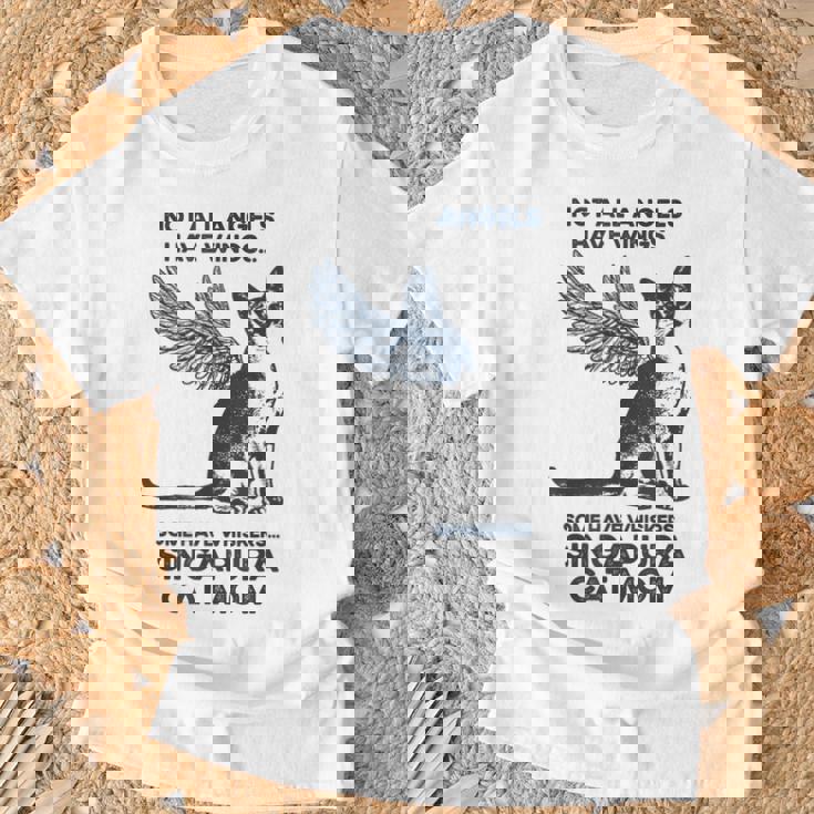 すべての天使に翼があるわけではない-マザーシンガプーラキャットママ Tシャツ 高齢者への贈り物