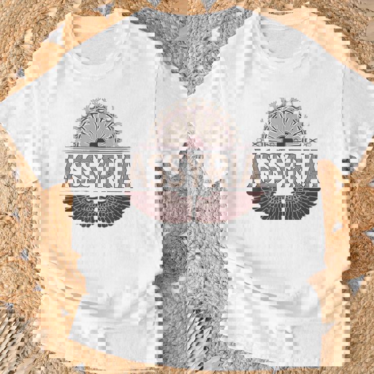 アッシリア 古代アッシリア帝国のシンボル Tシャツ 高齢者への贈り物