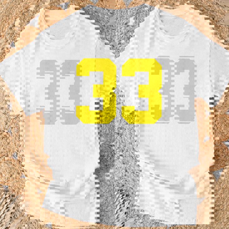 イエローナンバー33 背面 スポーツチーム ジャージ番号 Tシャツ 高齢者への贈り物