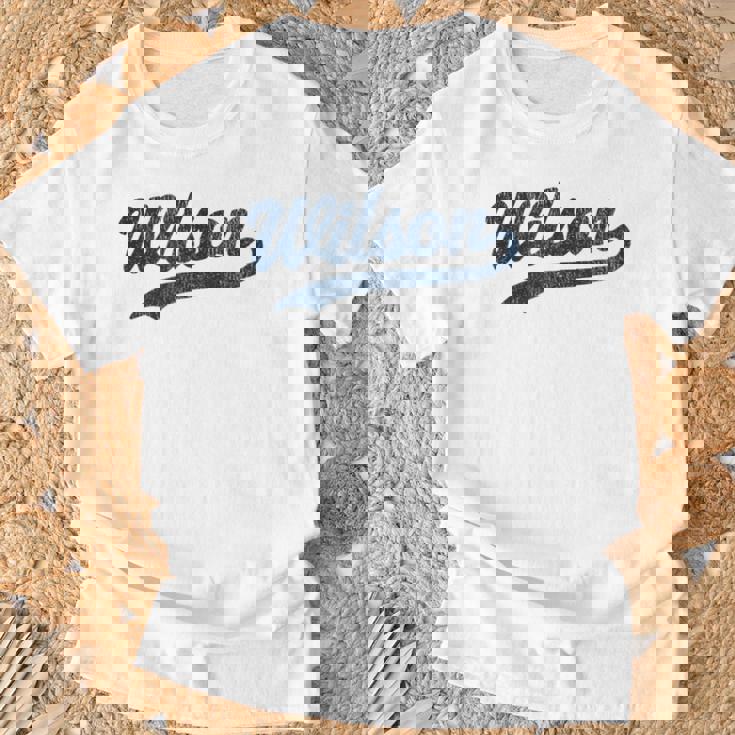 ウィルソン ノースカロライナ Nc ビンテージ スポーツ グラフィック Tシャツ 高齢者への贈り物