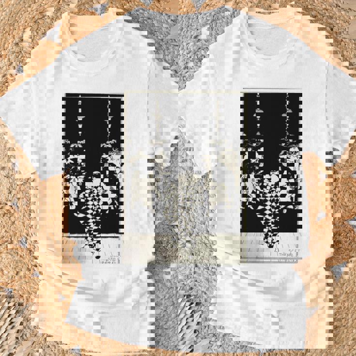 オーブリー・ビアズリー作「スカーレット・パストラール」1895 長袖tシャツ Tシャツ 高齢者への贈り物