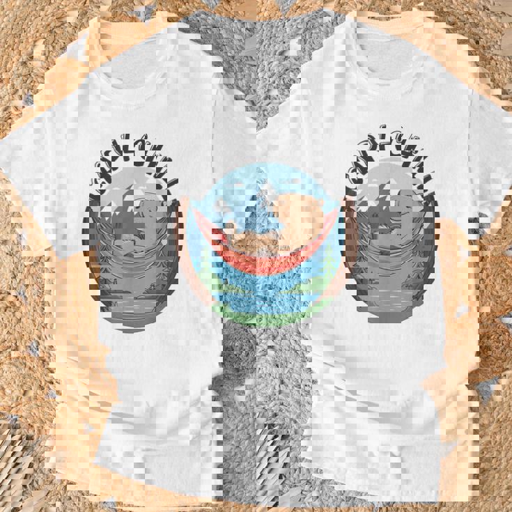 カピバラ 寝るデザイン カピバラ 飼い主 動物好き Tシャツ 高齢者への贈り物